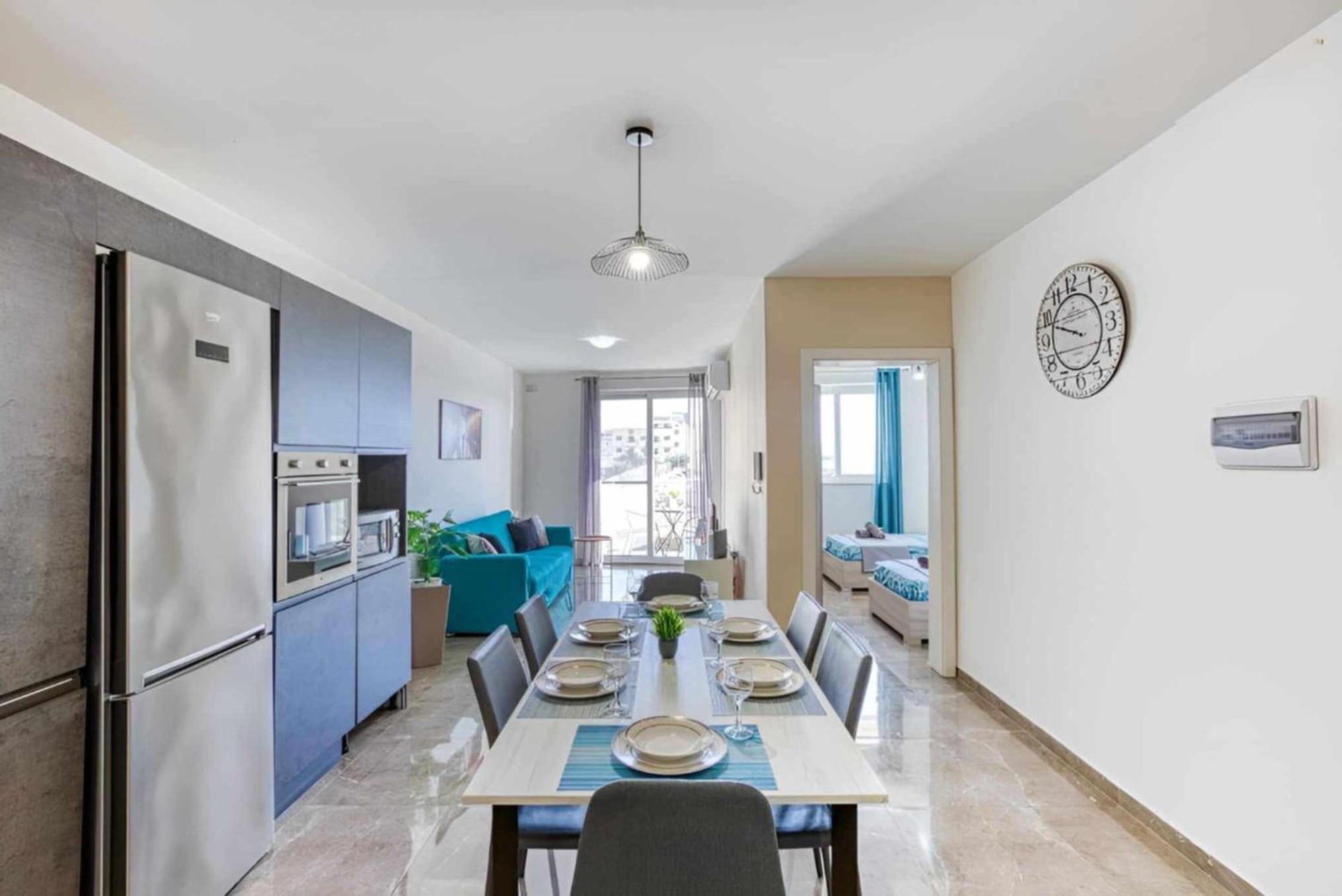 Large, 3 Bedroom Apartment In Marsascala Марсаскала Экстерьер фото
